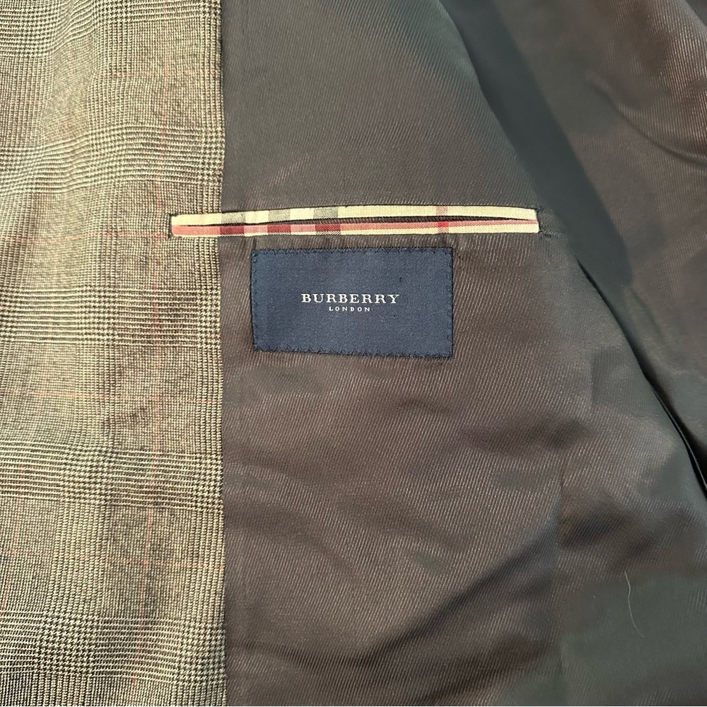 Burberry Men’s Classic Plaid 100% Wool Blazer Jacket - Picture 5 of 9